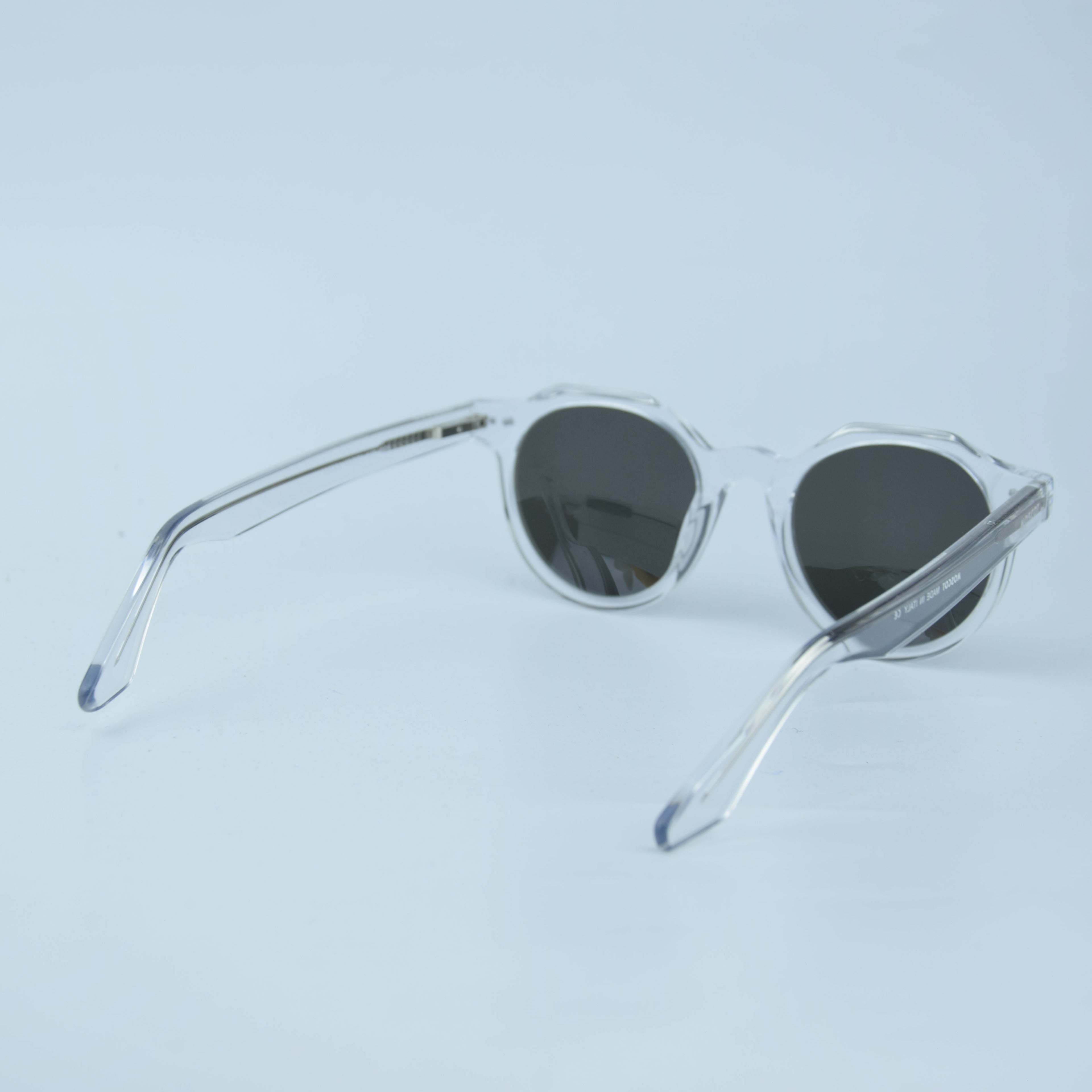 SOLAIRE: MOSCOT R0084 BLACK