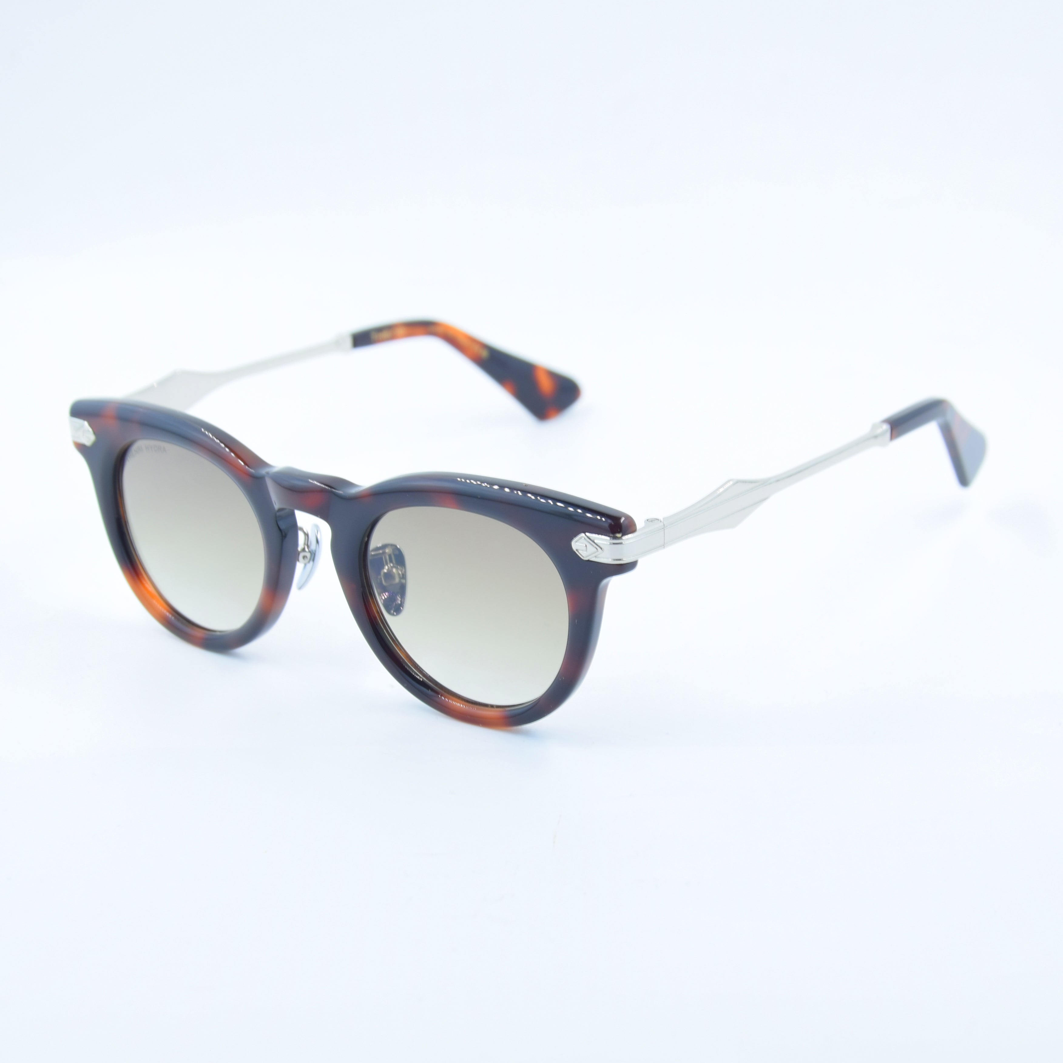 SOLAIRE: Thenri Carbon 1 of 199 006