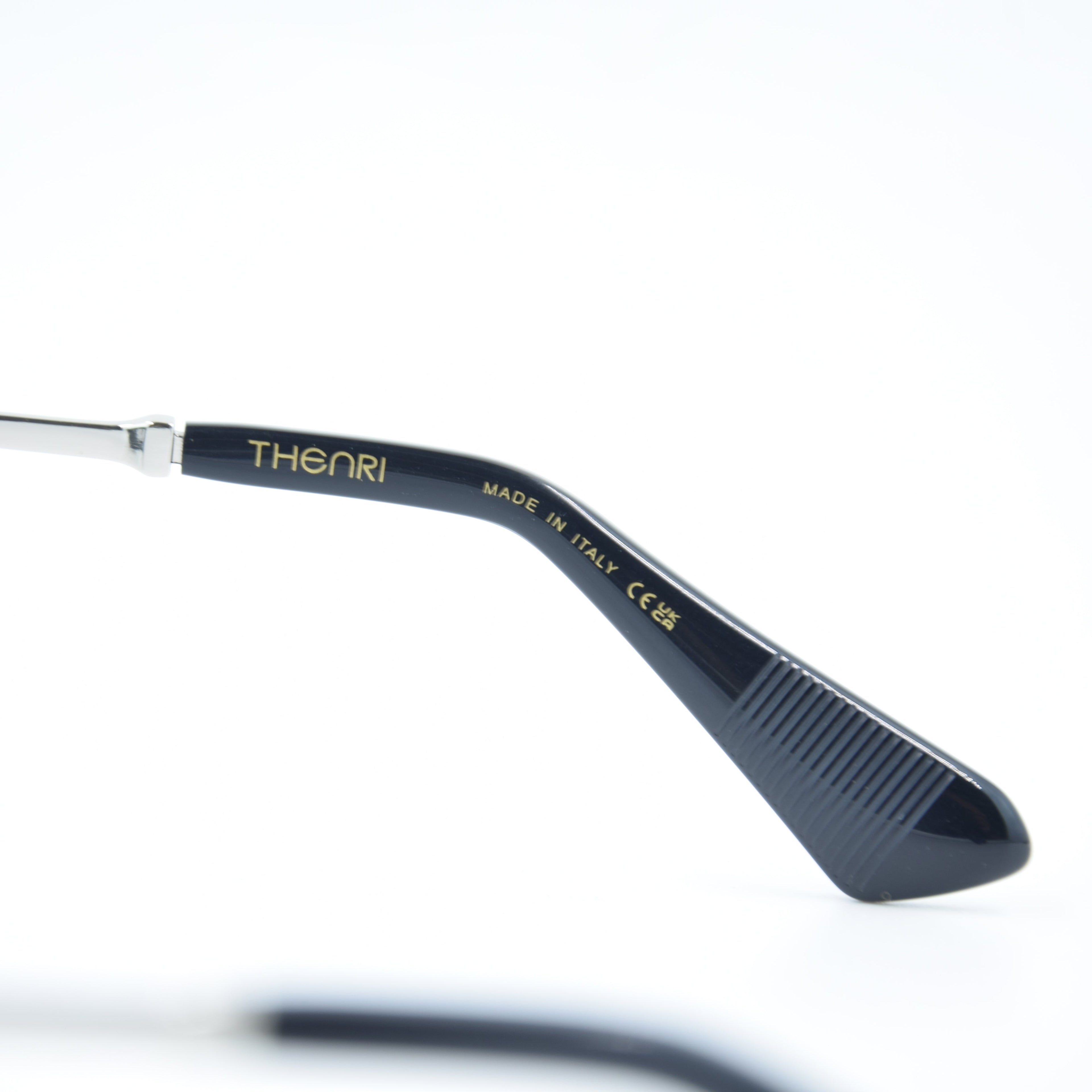 SOLAIRE: Thenri DeepBlue 1 of 149  003