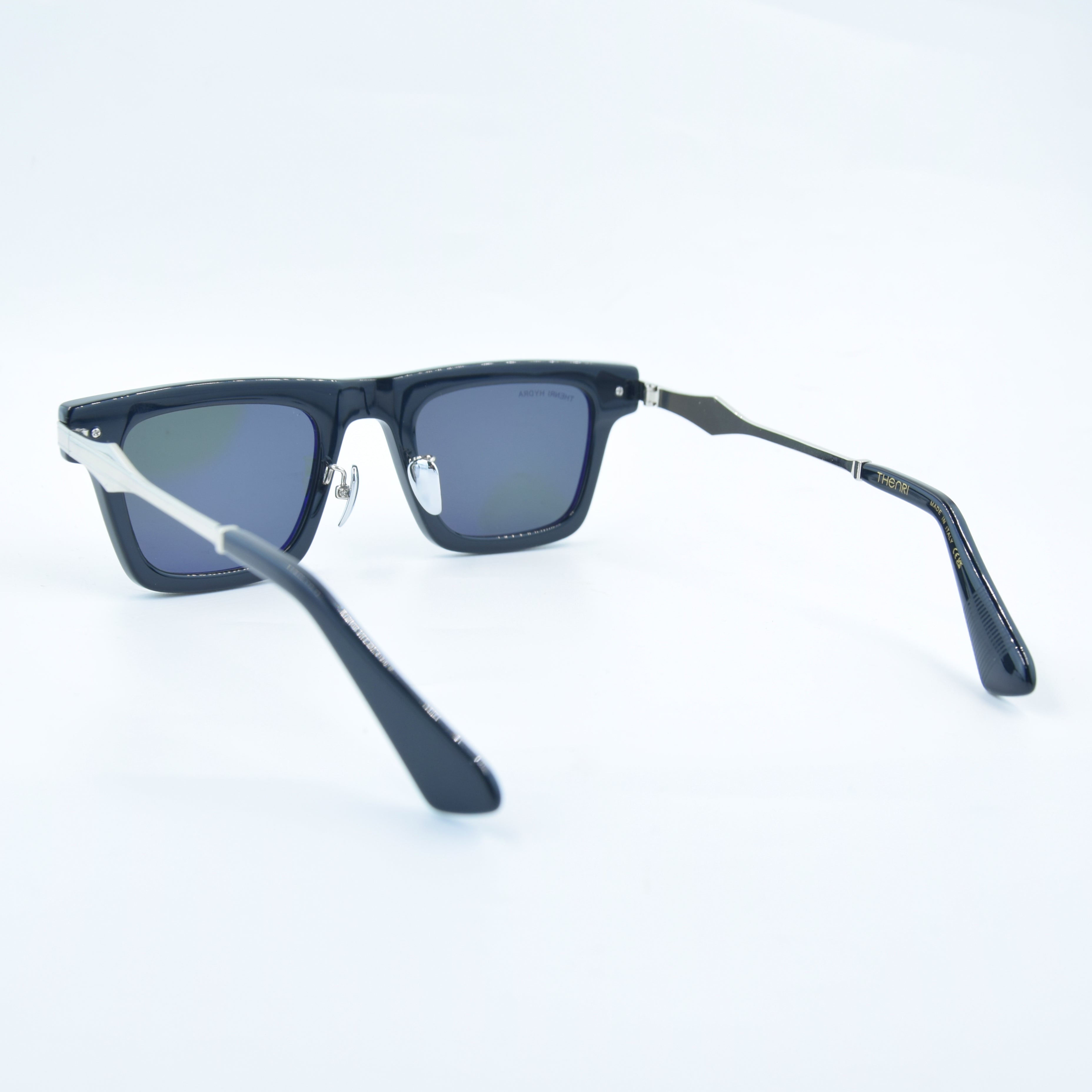 SOLAIRE: Thenri DeepBlue 1 of 149  003