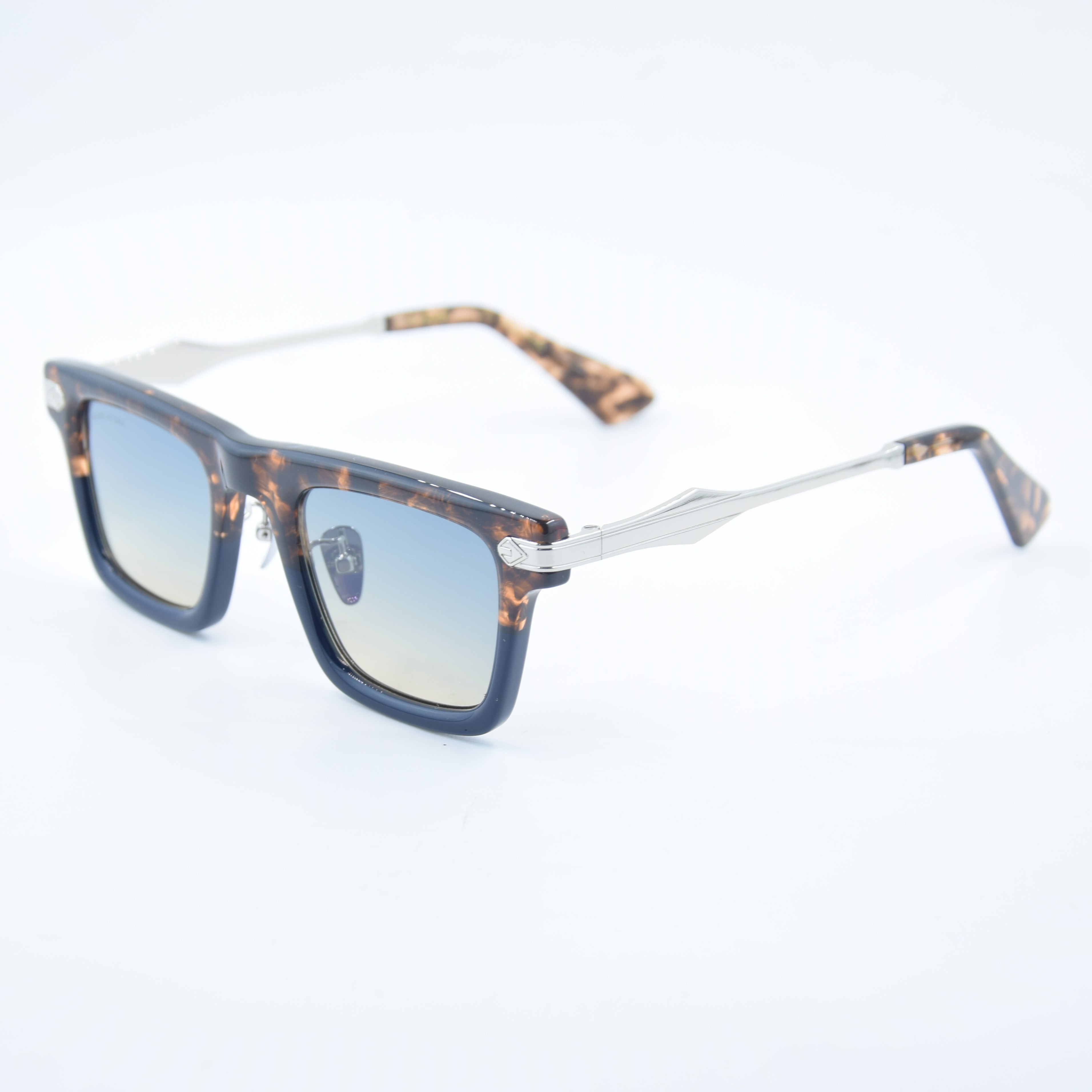 SOLAIRE: Thenri DeepBlue 1 of 149 002