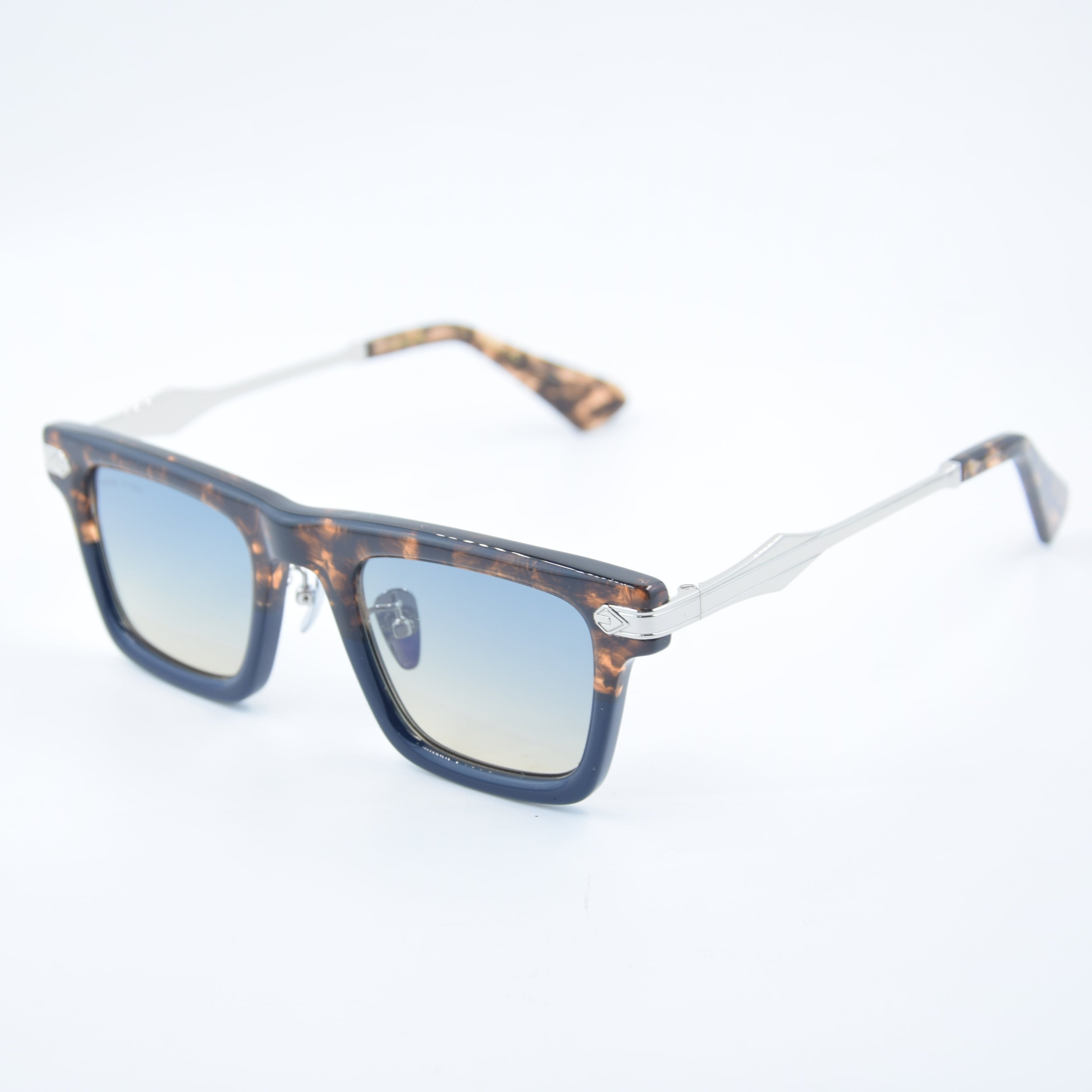 SOLAIRE: Thenri DeepBlue 1 of 149 002